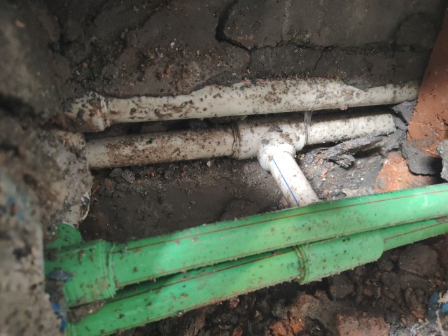 麻城市消防水管漏水检测维修.客厅漏水检测维修